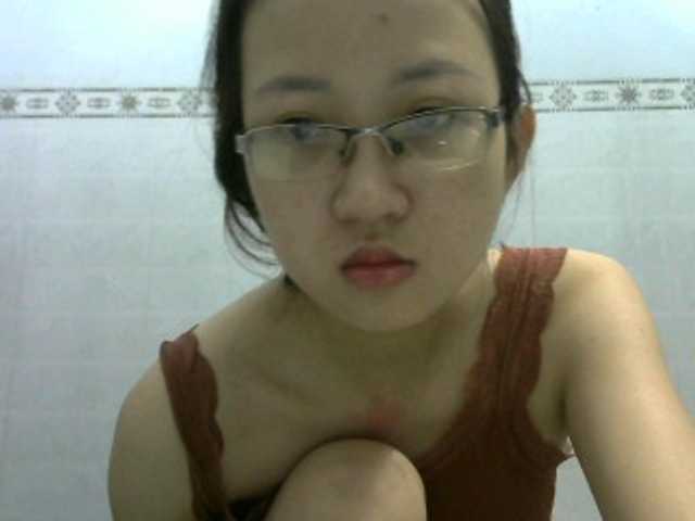 Емитовање снимка екрана AsianCandy