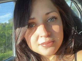 Еротски видео цхат Athena-Quinn