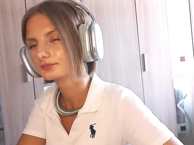 Емитовање снимка екрана AuroraRow