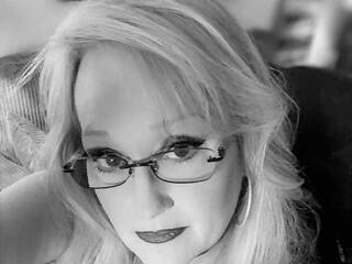 Еротски видео цхат Ava6j74