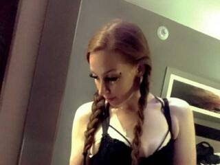 Еротски видео цхат AveryKnights