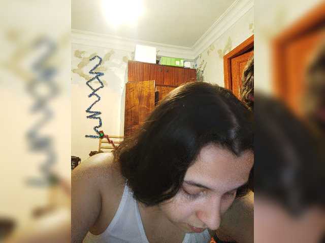 Емитовање снимка екрана Love_Crew