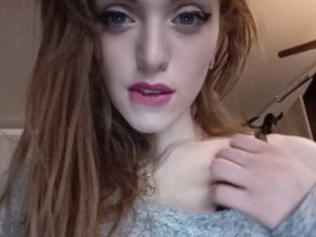 Емитовање снимка екрана b1ToorBoPussy