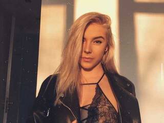 Еротски видео цхат Babe-Bianca