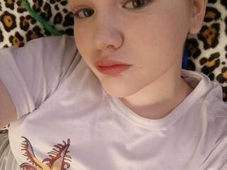 Еротски видео цхат Baby-Molly