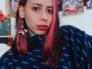 Еротски видео цхат Babydoll17