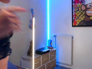 Еротски видео цхат babygirl1989xxx