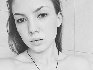 Еротски видео цхат BadLi