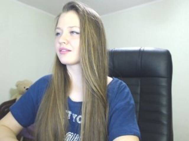 Емитовање снимка екрана _YoungGirl_