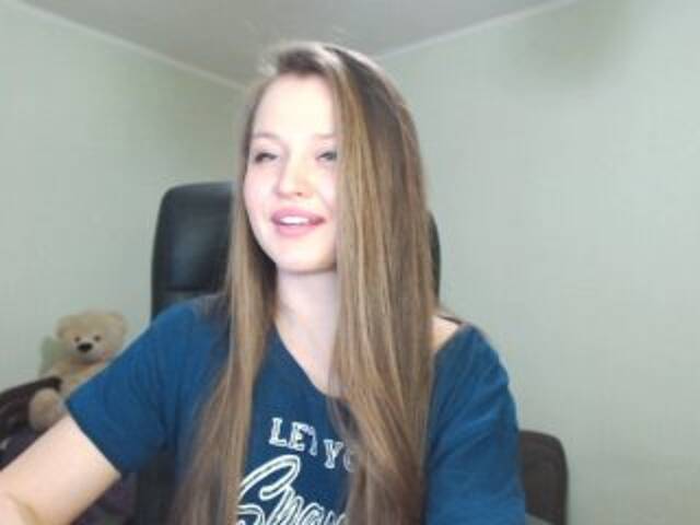 Емитовање снимка екрана _YoungGirl_