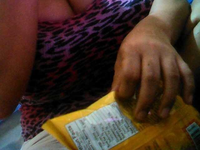 Емитовање снимка екрана BarbieBigTits