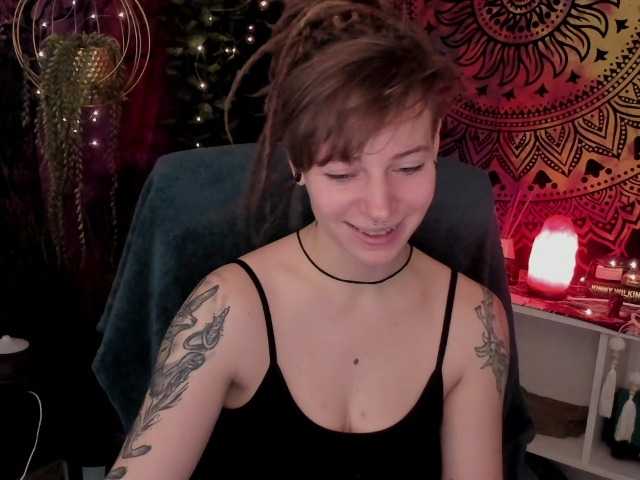 Емитовање снимка екрана BayleeDesire