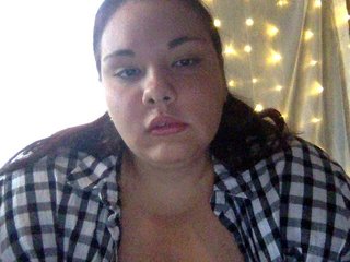 Фотографије bbwbaby4u LOVENSE IS ON! Shhhhh don't let my rommates hear me #lovense #domi #latina #busty #teen