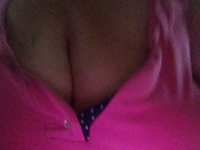 Емитовање снимка екрана BBWsexiri77