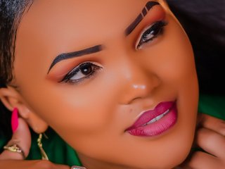Еротски видео цхат Blackmelanin1