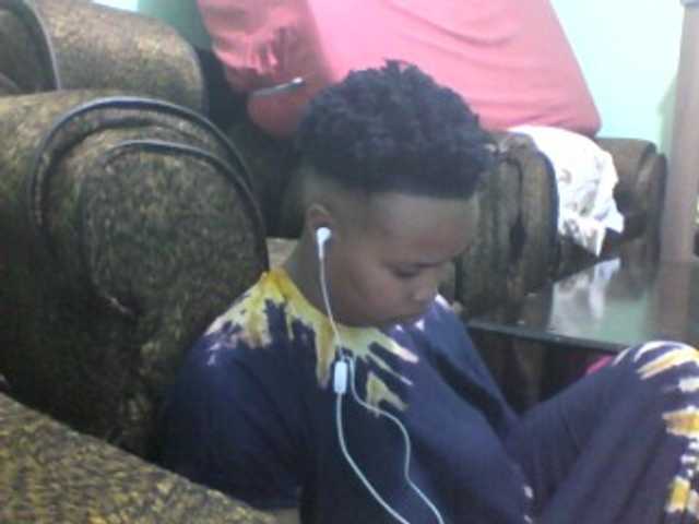 Емитовање снимка екрана Bebnuelly