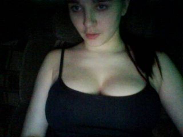 Емитовање снимка екрана BeccaJewel