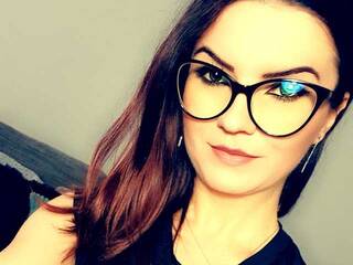 Еротски видео цхат Bella-Diamond