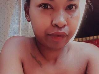 Еротски видео цхат bellahxo