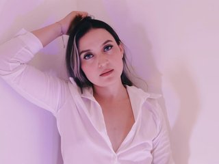 Еротски видео цхат Bellamiller04