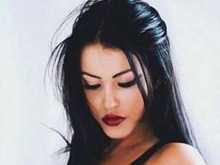 Еротски видео цхат BellyCatt