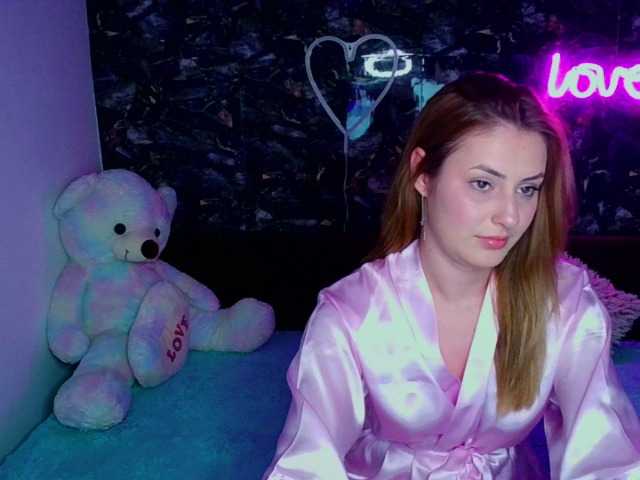 Емитовање снимка екрана bettyy23