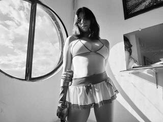 Еротски видео цхат bigboobsemily