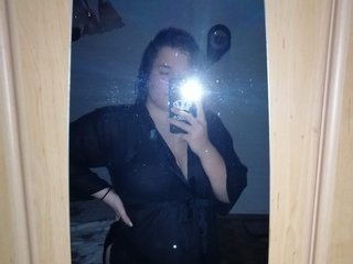 Еротски видео цхат BiggKittyGirl666