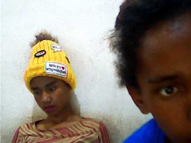 Емитовање снимка екрана Black-Doubles