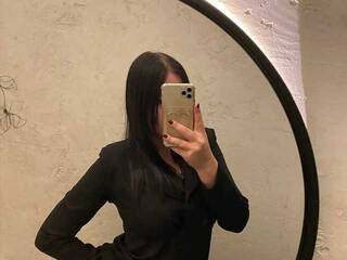 Еротски видео цхат blackkgirlll