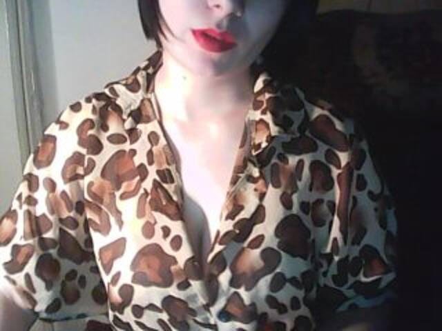 Емитовање снимка екрана blakKarina