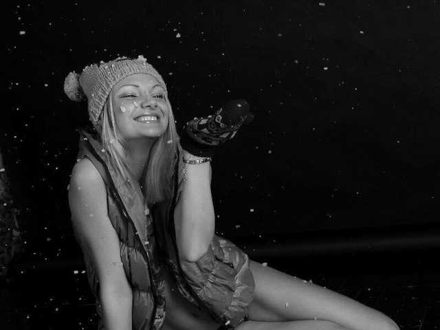 Слика профила Blonde-girl