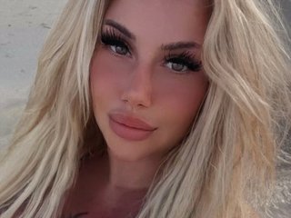 Еротски видео цхат TiaDollDotCom