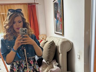 Еротски видео цхат BlondeMaya