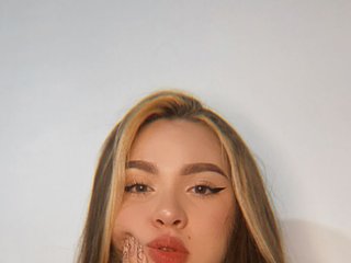 Еротски видео цхат Blondie-Kiutt