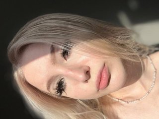 Еротски видео цхат BLONDINO4KA