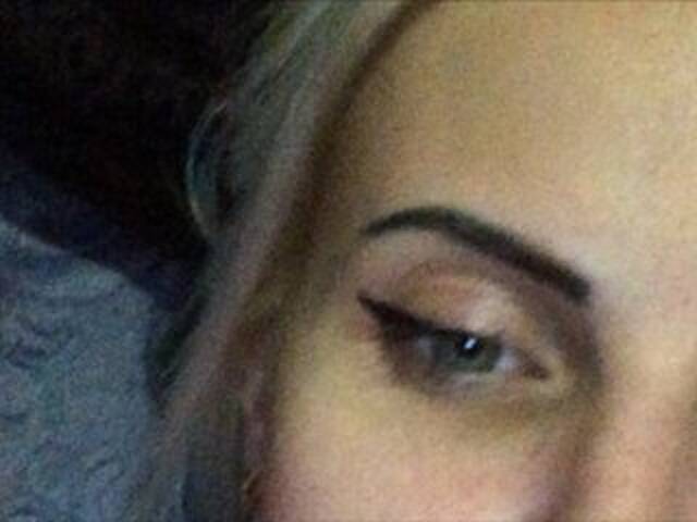 Емитовање снимка екрана Blondishka