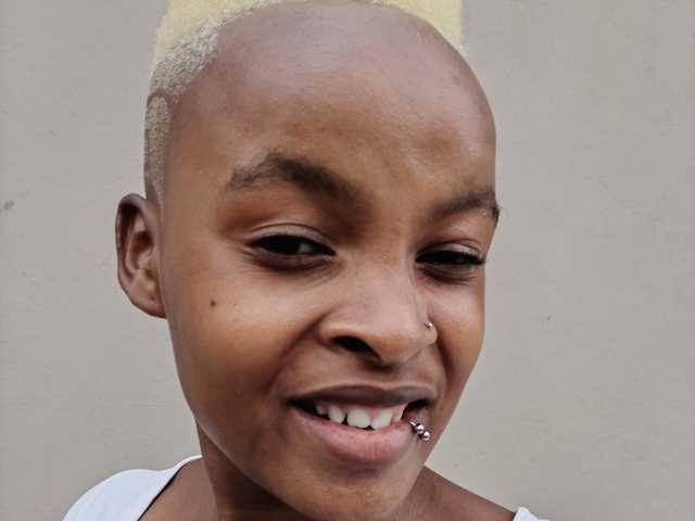Слика профила BlondQ2003