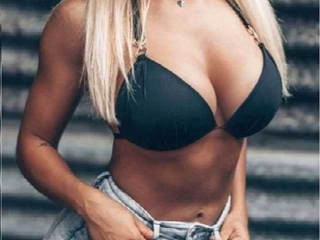 Фотографија профила BlondyBarbie1