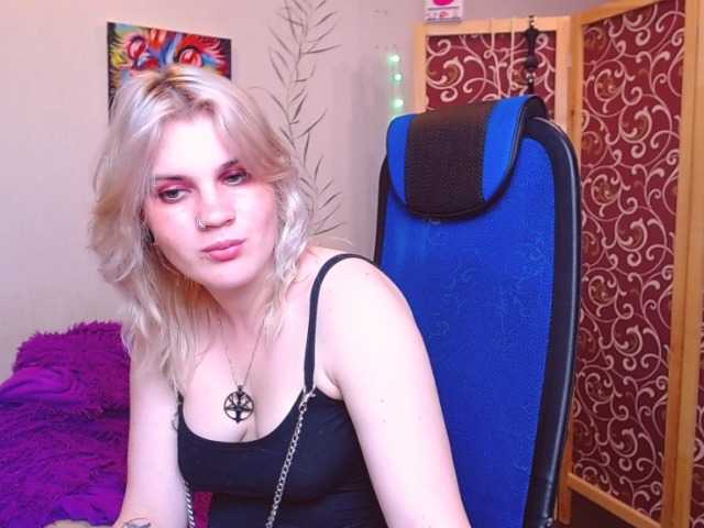 Емитовање снимка екрана JenniferDevil