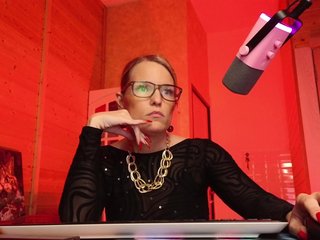 Еротски видео цхат Findom_Lady_Shine