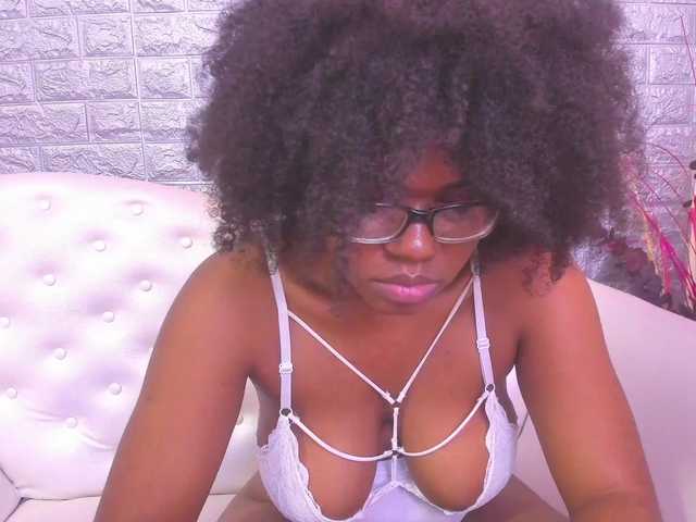 Фотографије BonnieRoss SQUIRT / CONTROL ME / LUSH ON / Give me a pleassure to squirt and all your face !! #ebony #latina #bigboobs #18 412