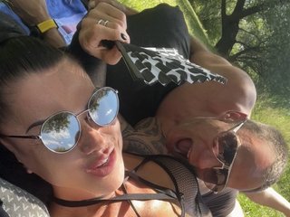 Еротски видео цхат Casual_couple_in_love