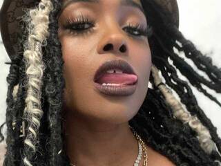 Еротски видео цхат bossybella