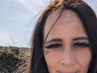 Еротски видео цхат Brandi-Black