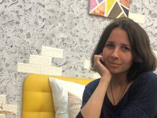 Еротски видео цхат BrendaFors