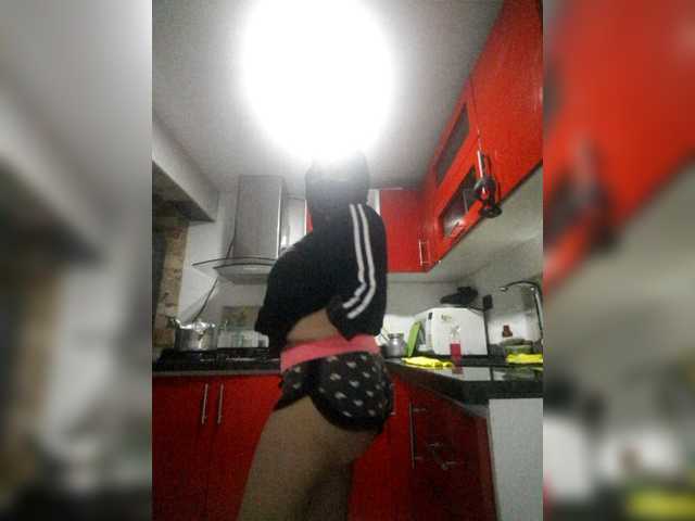 Емитовање снимка екрана Brendali_G