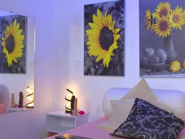 Емитовање снимка екрана Briana-giil