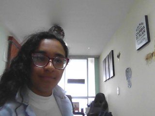 Еротски видео цхат brit-cm