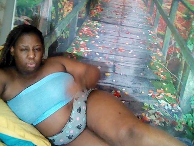 Фотографије bubbliciousbb #bbw #ebony #new #squiter #mature #lushon